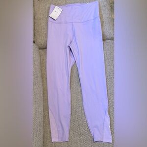 Nike One Light Purple Tight Fit 7/8 Length High Rise Legging Size Medium NWT